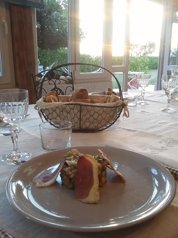 Lisle-sur-Tarn La Frejade Bed & Breakfast エクステリア 写真